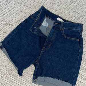 H&M Hi-Rise Jean shorts size 4